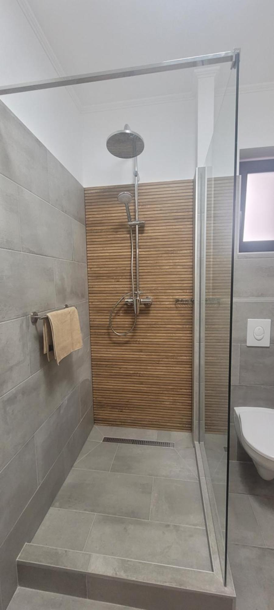 גיולה Csaladi Kikoeto Apartman מראה חיצוני תמונה