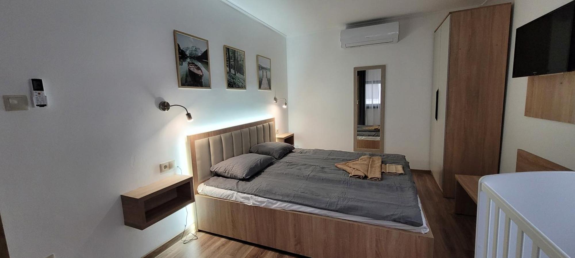גיולה Csaladi Kikoeto Apartman מראה חיצוני תמונה