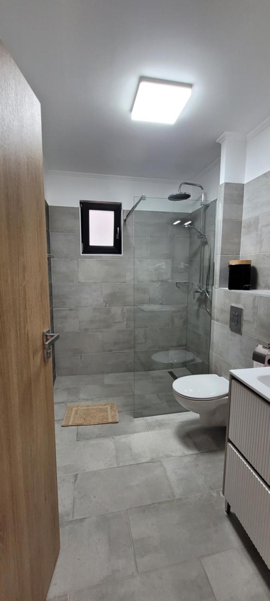 גיולה Csaladi Kikoeto Apartman מראה חיצוני תמונה
